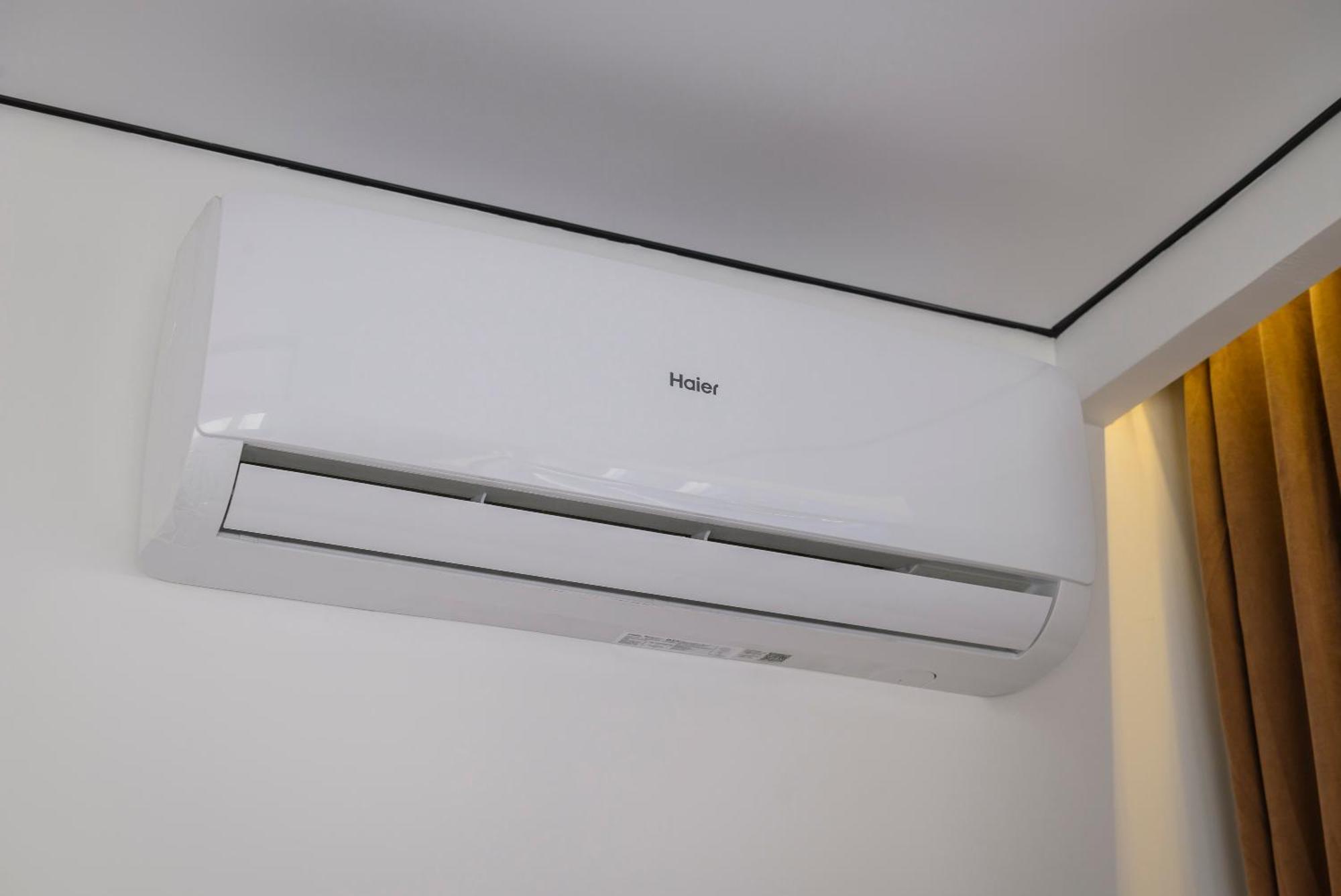 Five Business-Class Rooms In R-House Near Mega Center Almaty Luaran gambar