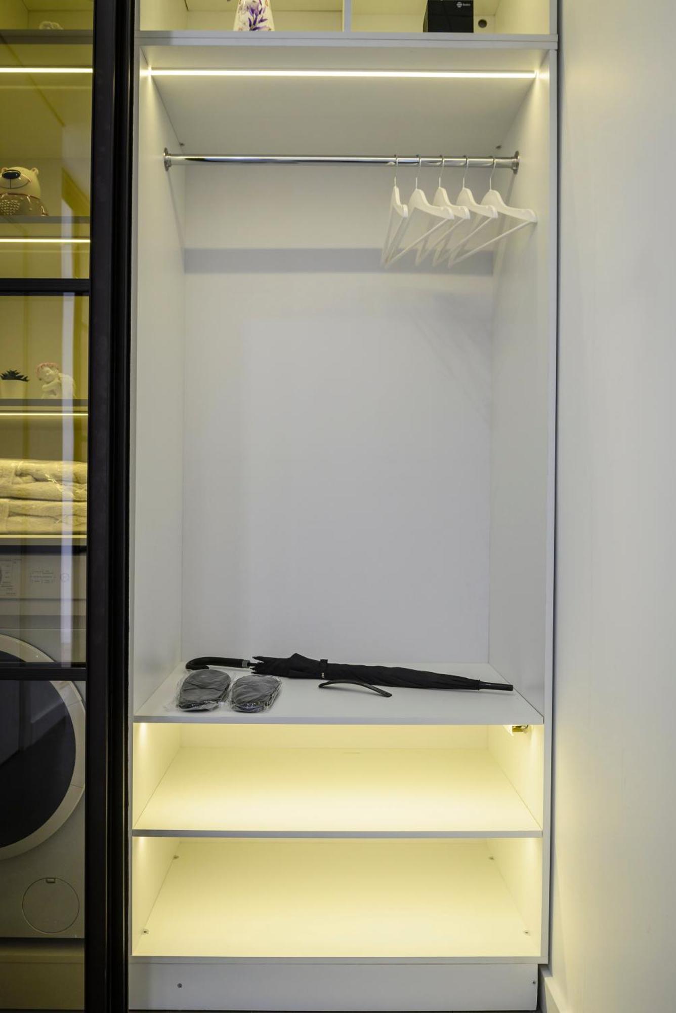 Five Business-Class Rooms In R-House Near Mega Center Almaty Luaran gambar