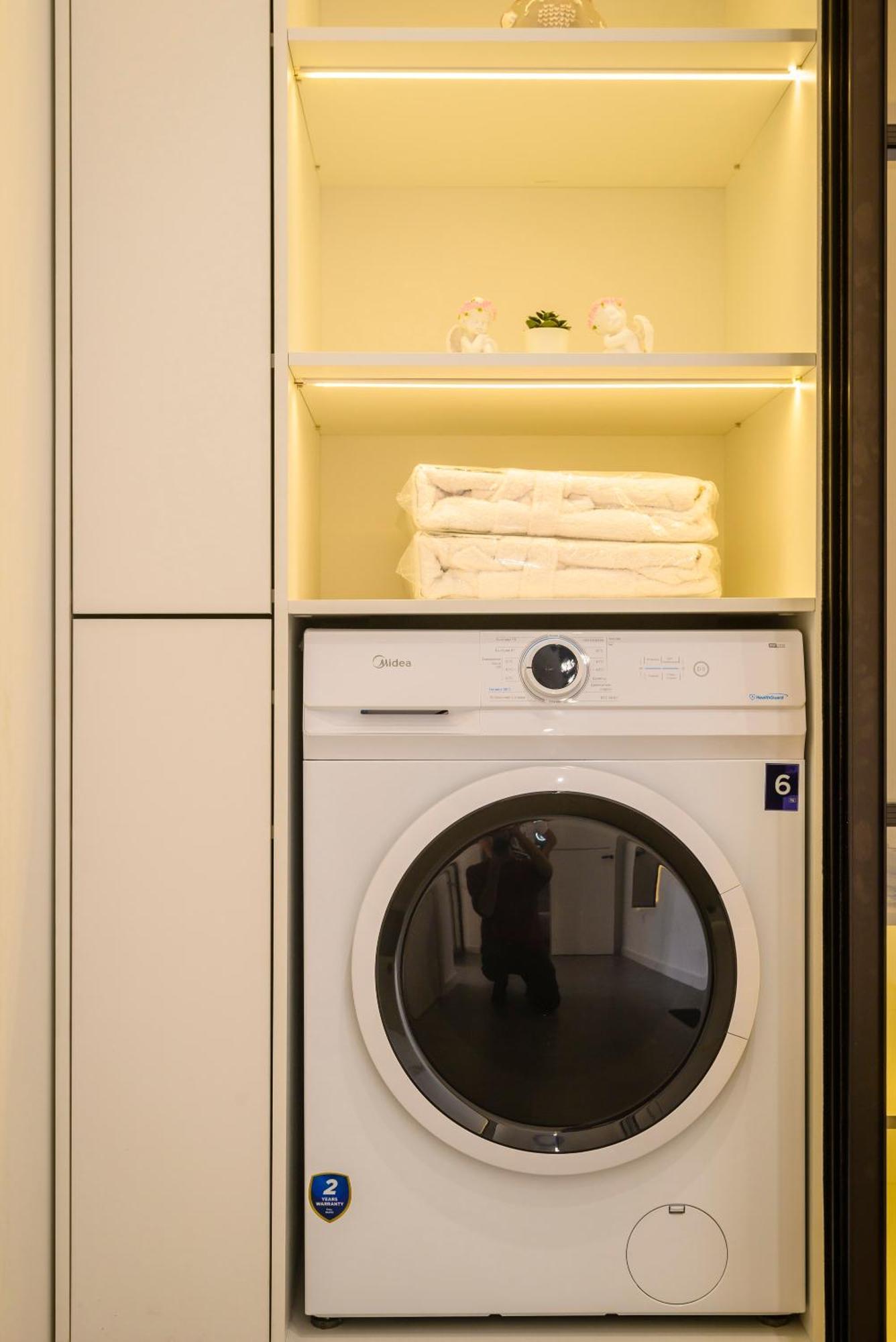 Five Business-Class Rooms In R-House Near Mega Center Almaty Luaran gambar